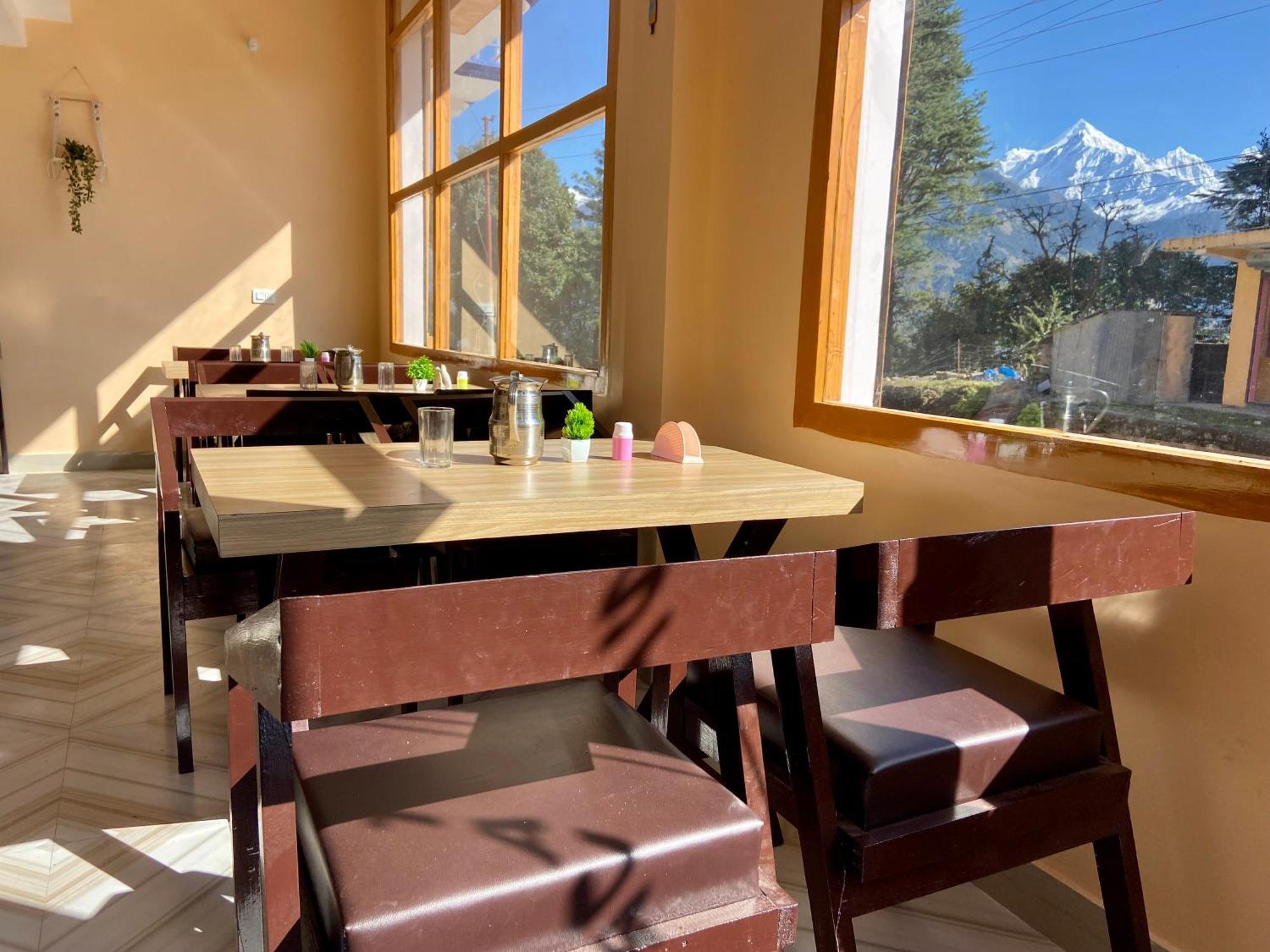 Hotel Mansarovar Inn Munsyari Exterior photo